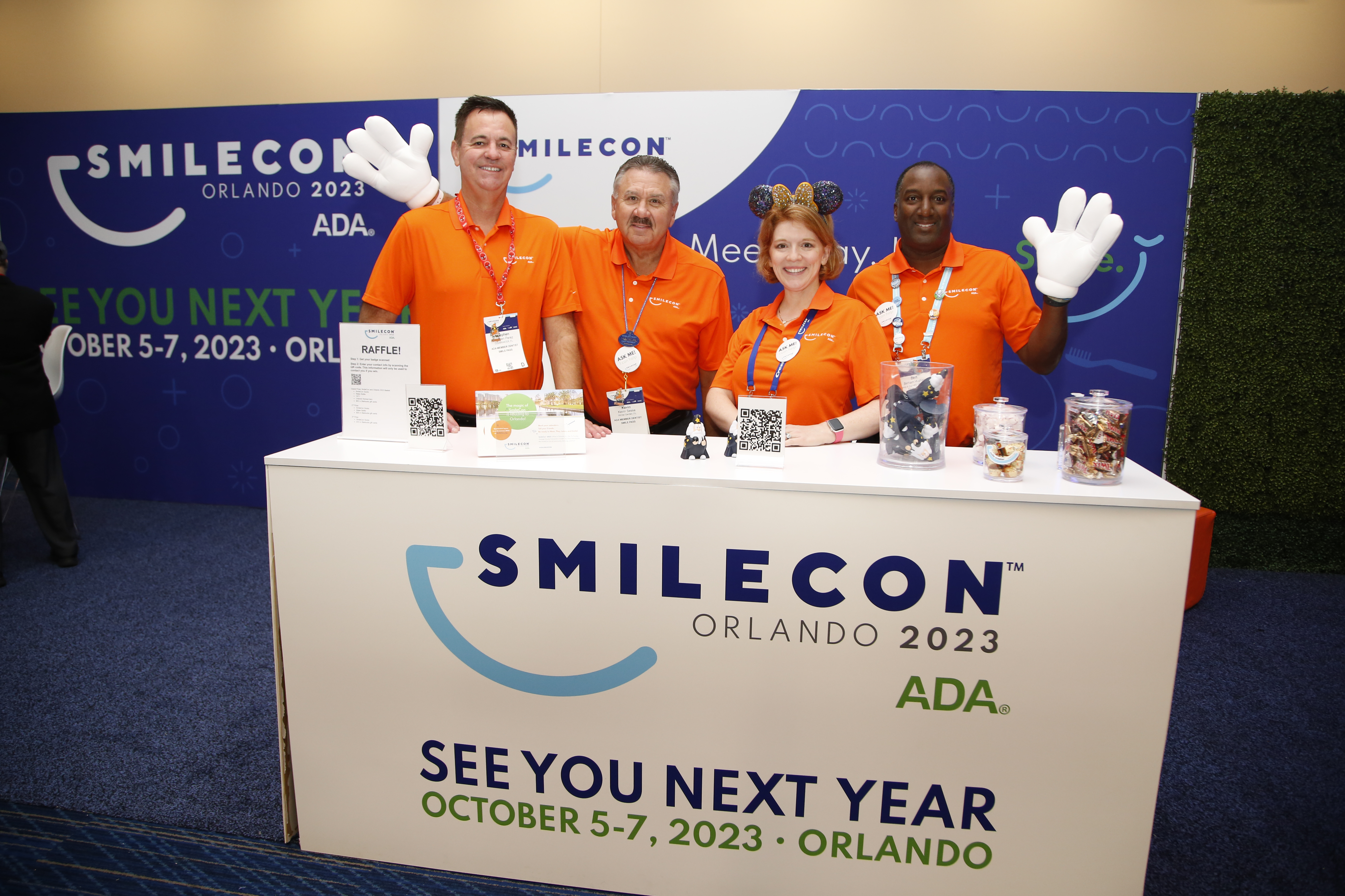 SmileCon 2023 booth